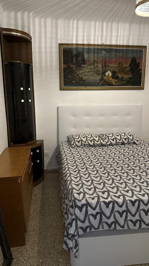 Habitaciones Con O Sin Balcon Badalona Dış mekan fotoğraf